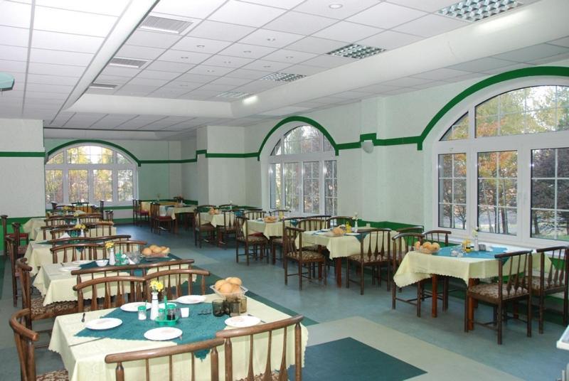 Osrodek Uzdrowiskowy Beskid Hotel Wysowa-Zdrój Kültér fotó